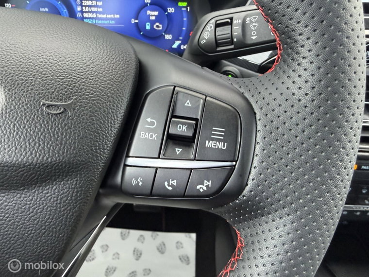 Vehicle Image 37