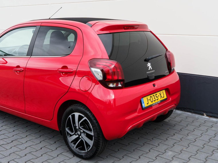 Vehicle Image 30