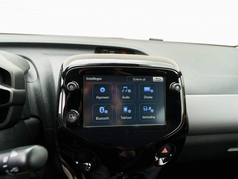 Vehicle Image 36