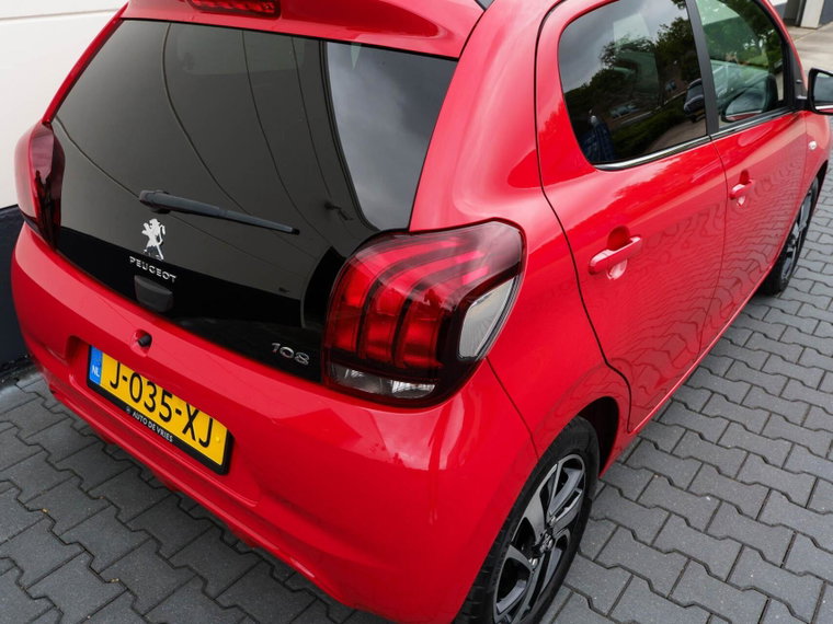 Vehicle Image 40