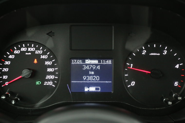 Vehicle Image 13