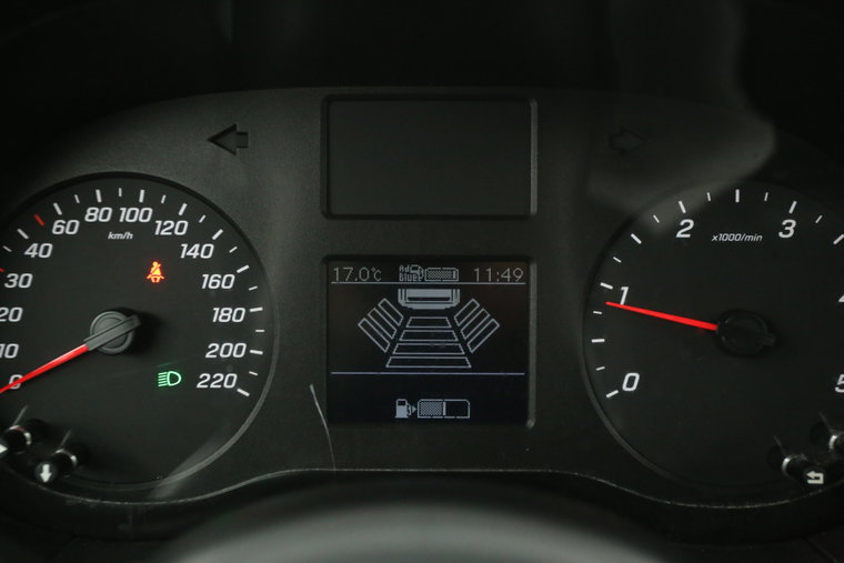Vehicle Image 14