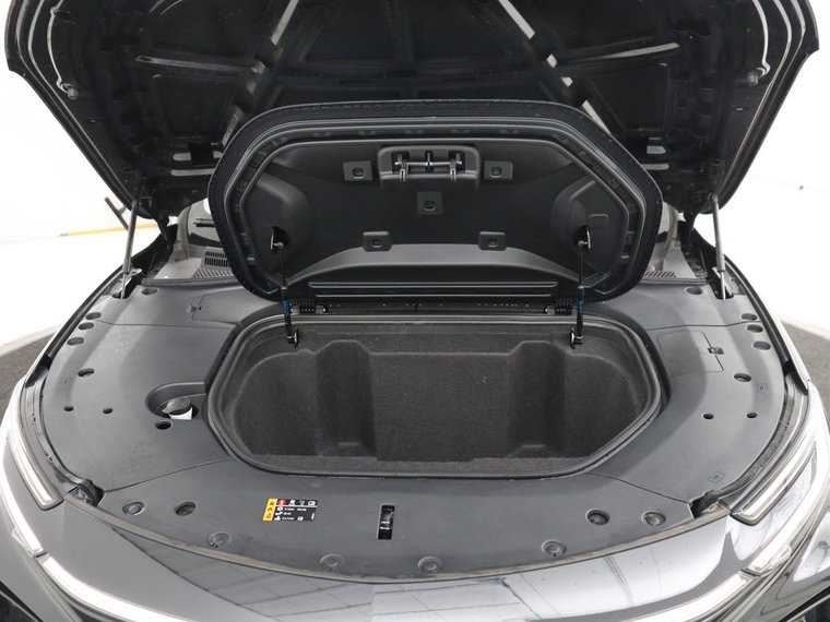 Vehicle Image 35