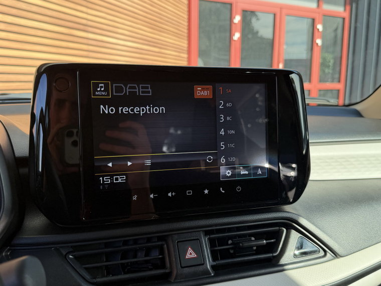 Vehicle Image 37