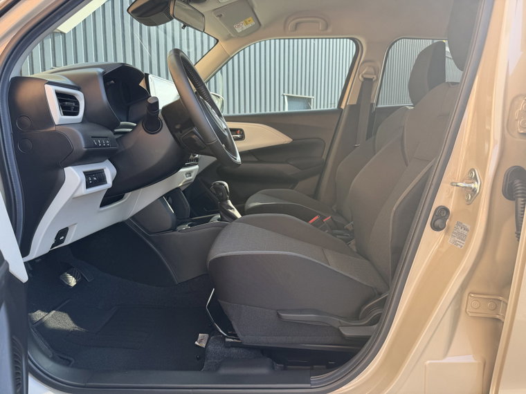 Vehicle Image 45