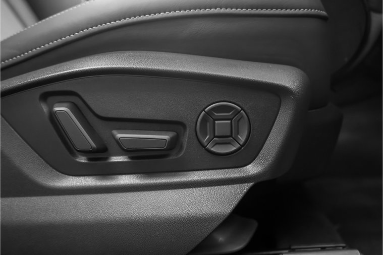 Vehicle Image 37