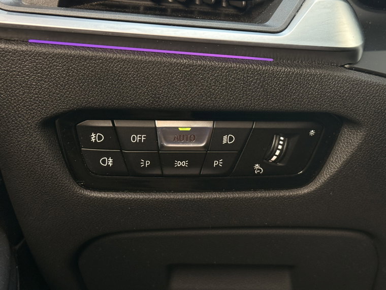 Vehicle Image 40