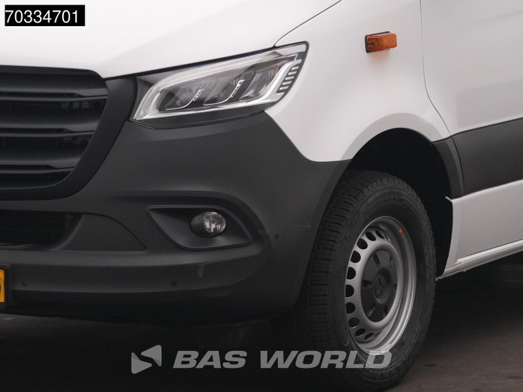 Vehicle Image 39