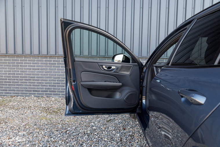 Vehicle Image 50