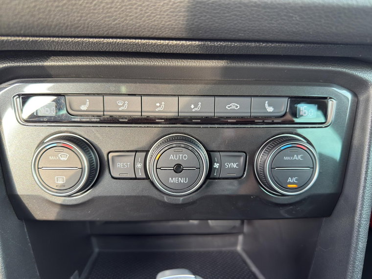 Vehicle Image 26