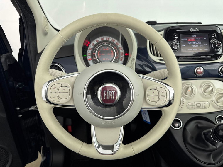 Vehicle Image 21