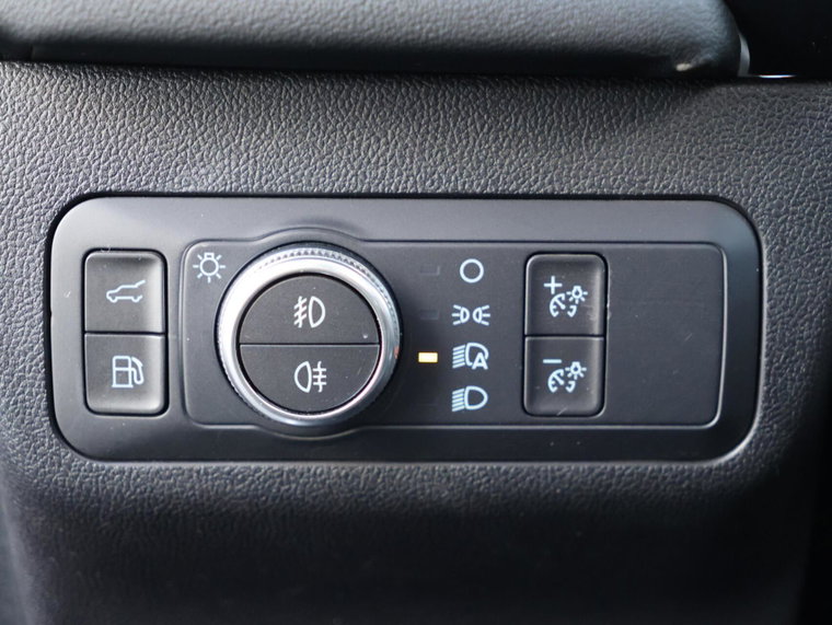 Vehicle Image 40