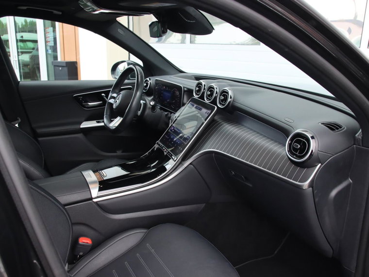 Vehicle Image 37