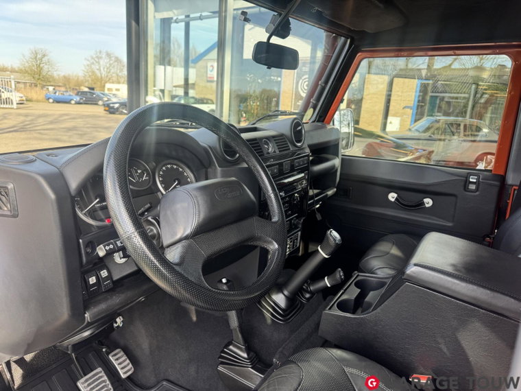 Vehicle Image 21
