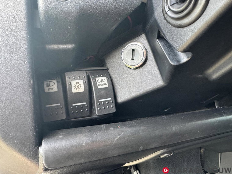Vehicle Image 24