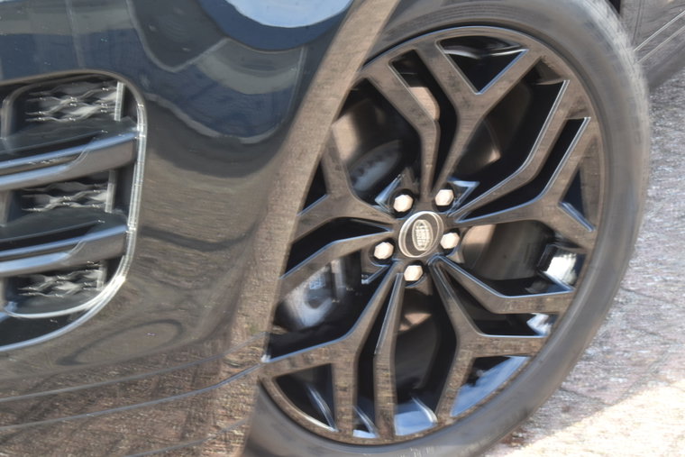 Vehicle Image 19