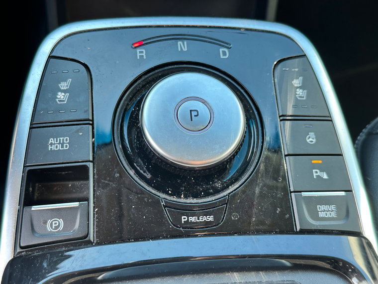 Vehicle Image 17