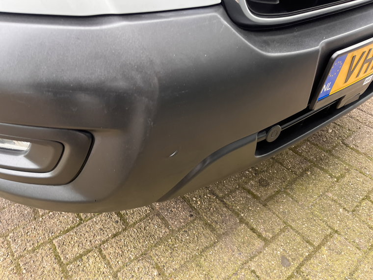 Vehicle Image 48