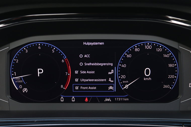 Vehicle Image 21