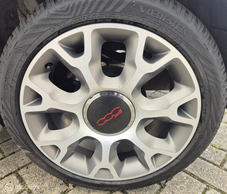 Vehicle Image 14