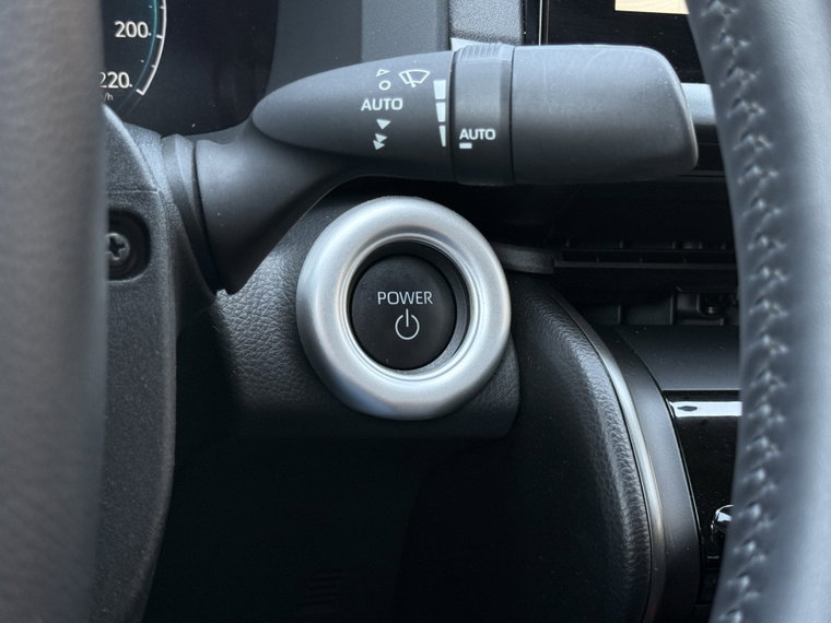 Vehicle Image 26