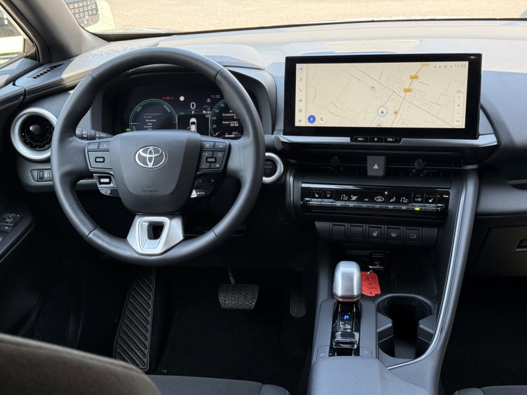 Vehicle Image 33