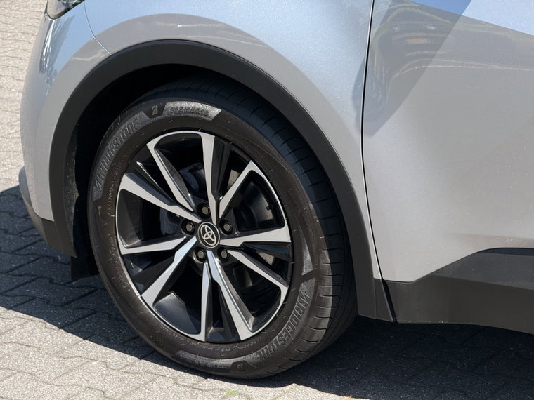 Vehicle Image 39