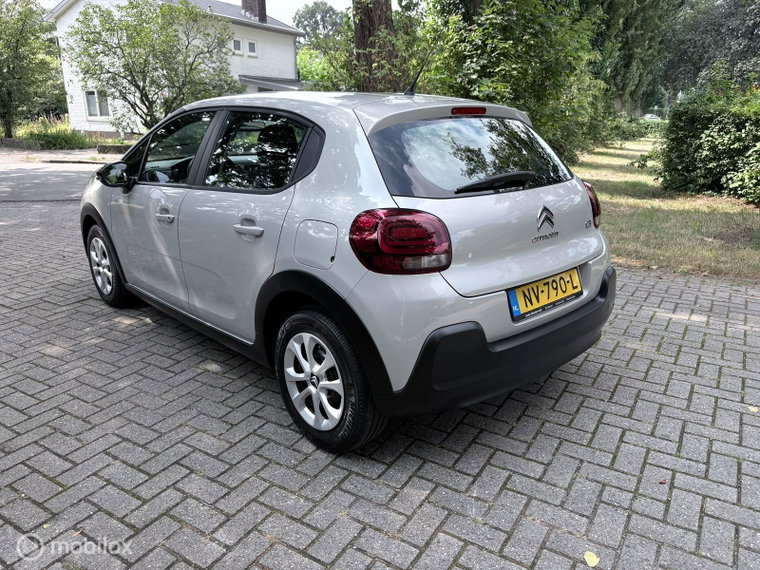 Vehicle Image 28