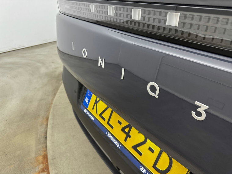 Vehicle Image 26