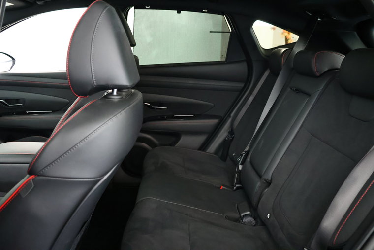 Vehicle Image 15