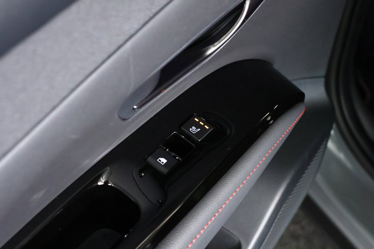 Vehicle Image 22