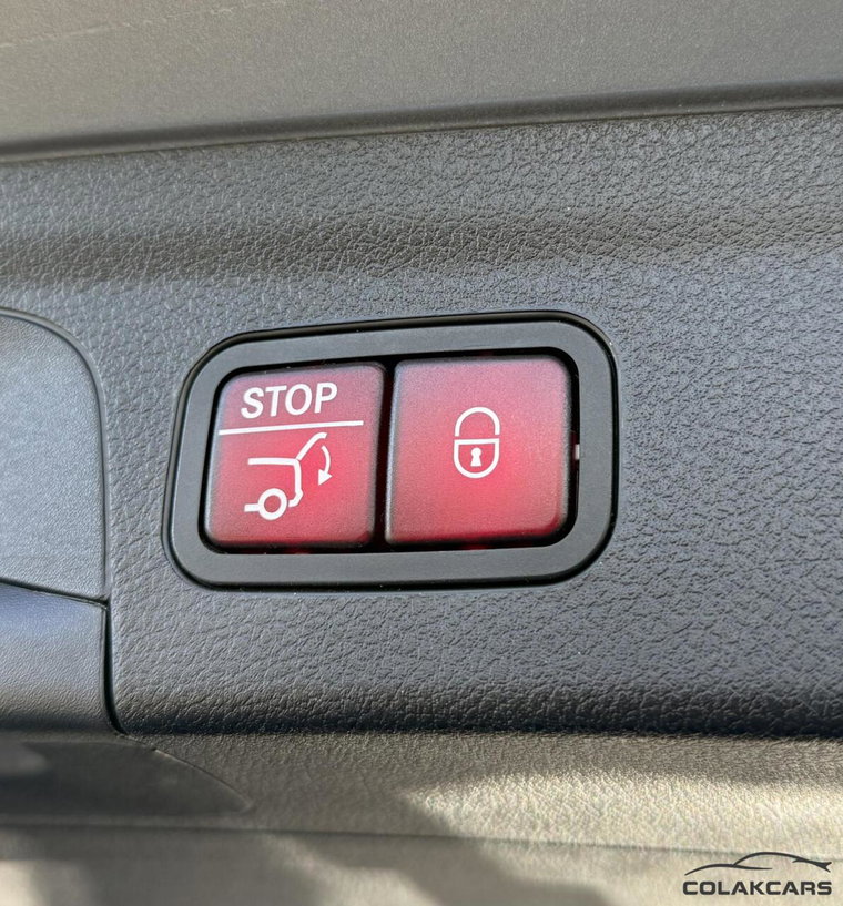 Vehicle Image 45