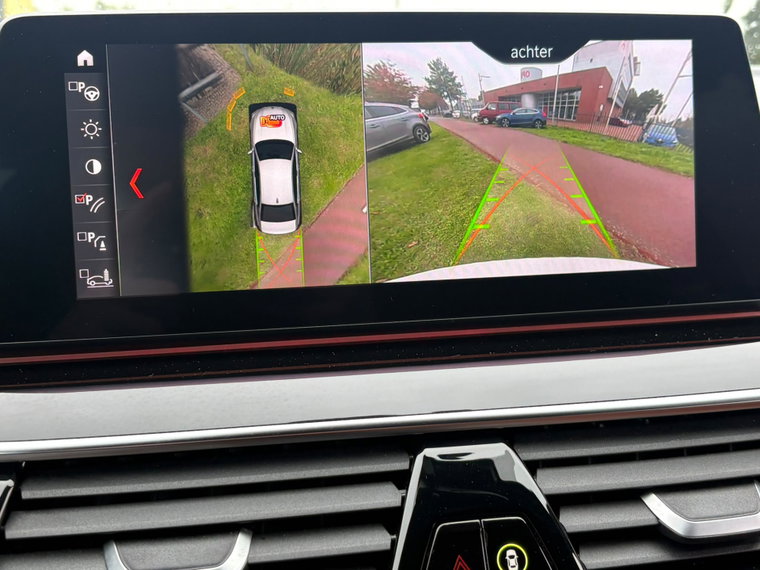 Vehicle Image 35