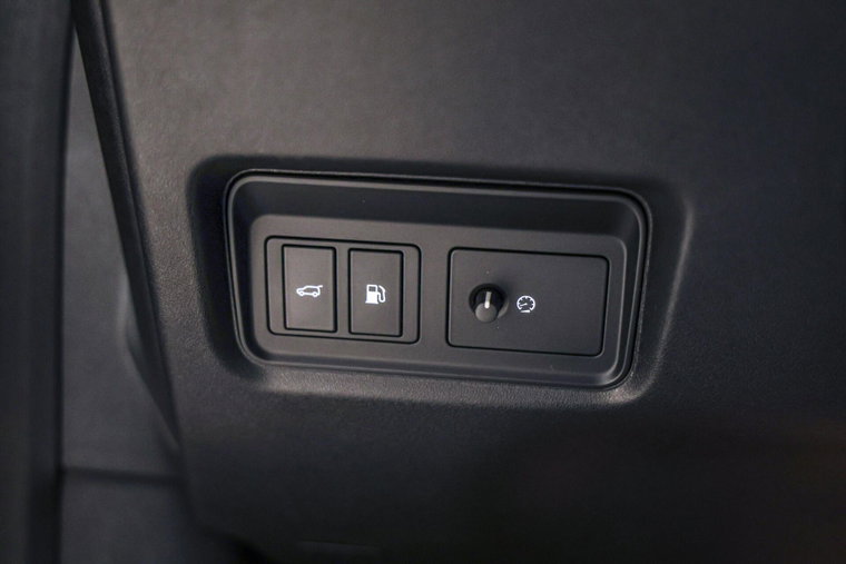 Vehicle Image 36
