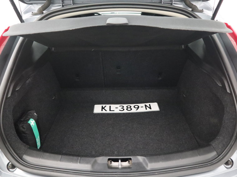 Vehicle Image 40
