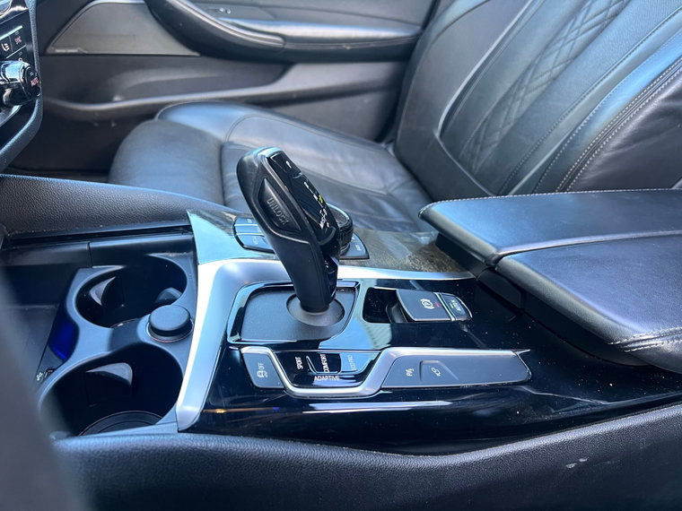 Vehicle Image 39