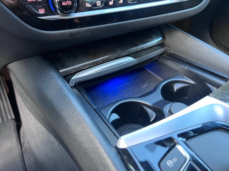 Vehicle Image 42