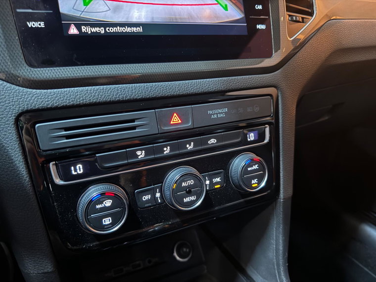 Vehicle Image 39