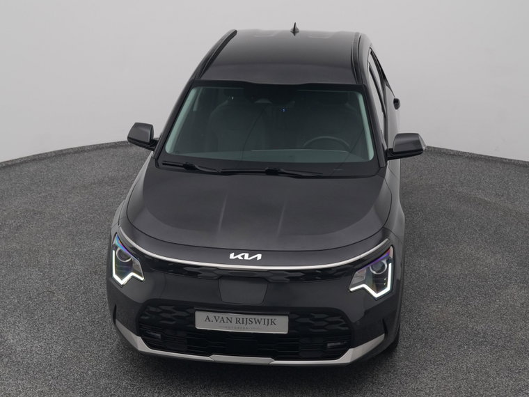 Vehicle Image 27