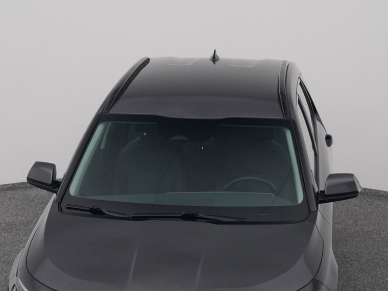 Vehicle Image 33