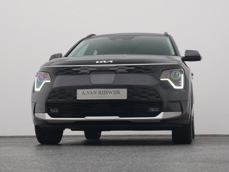 Vehicle Image 36