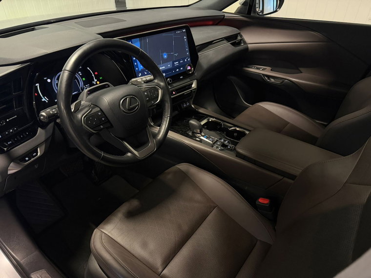 Vehicle Image 9