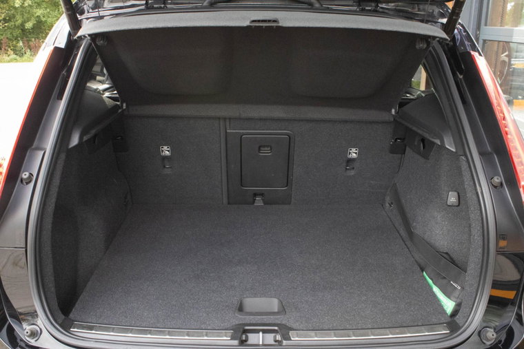 Vehicle Image 38