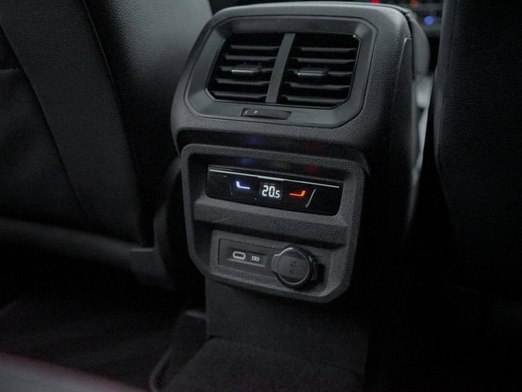 Vehicle Image 34
