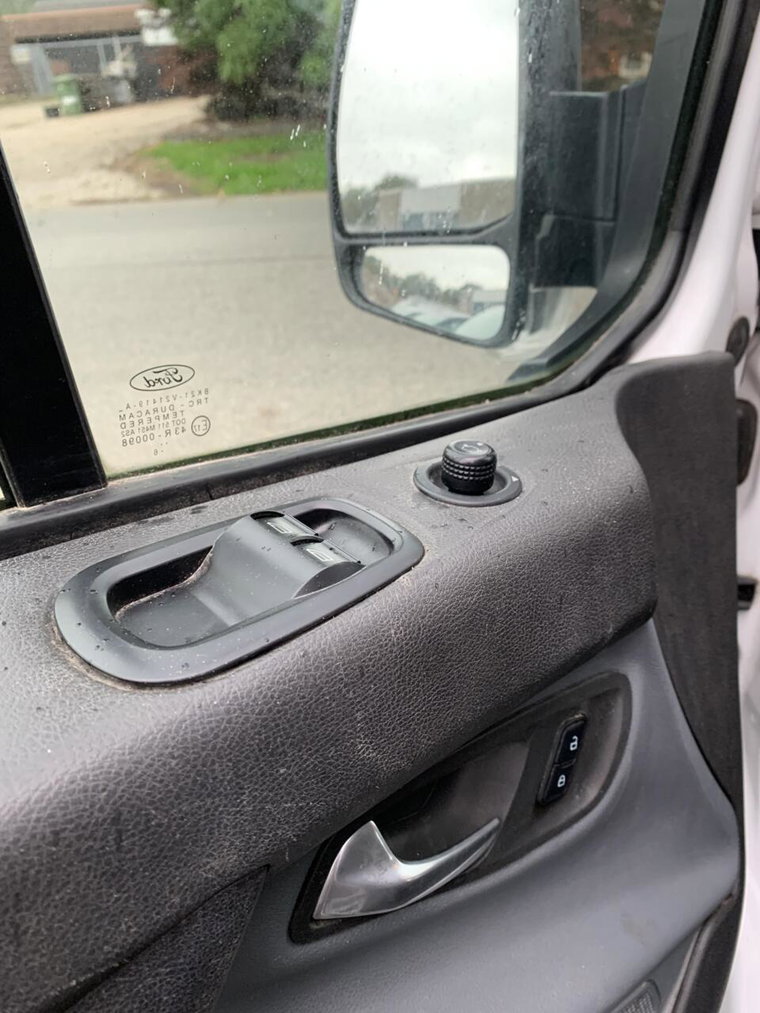 Vehicle Image 13