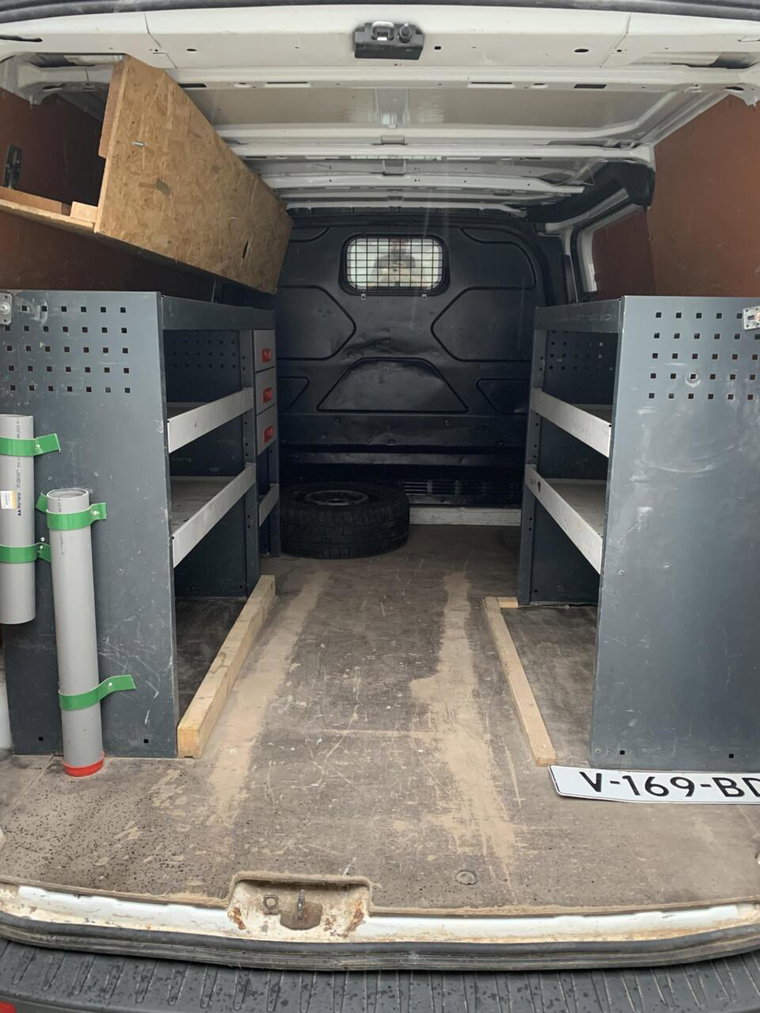 Vehicle Image 14