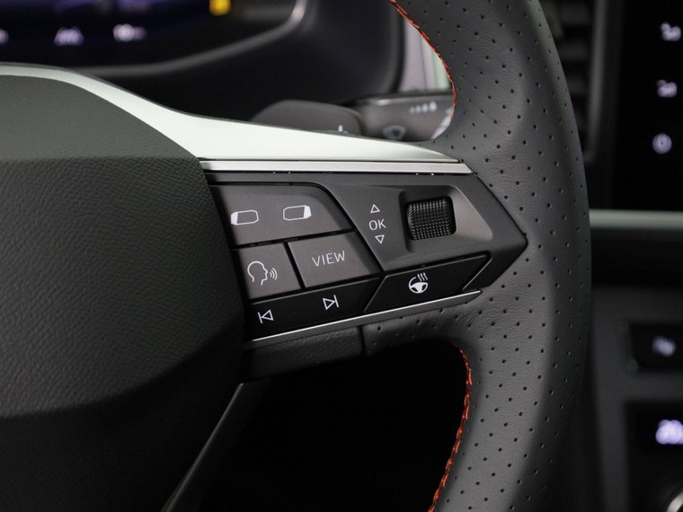 Vehicle Image 27