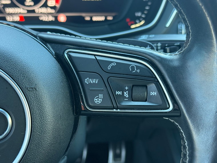 Vehicle Image 17