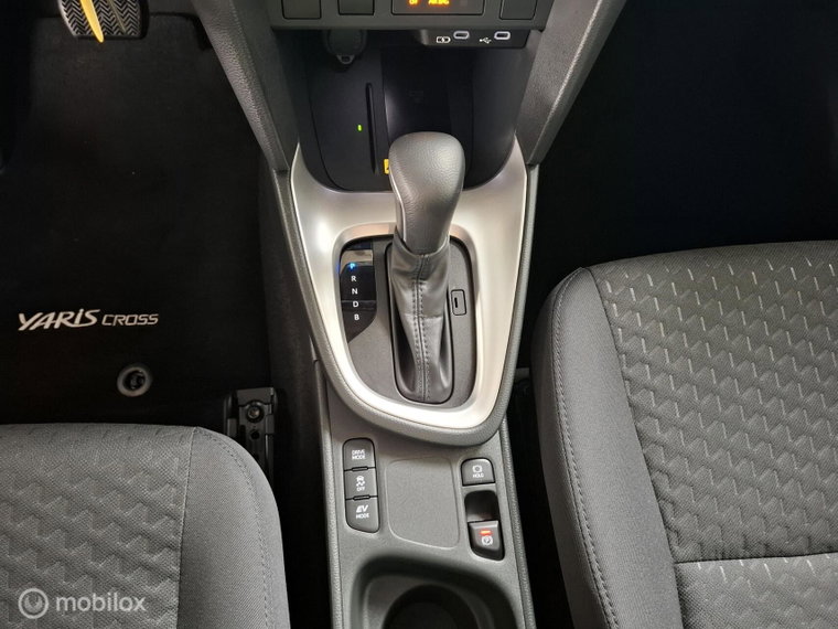 Vehicle Image 17