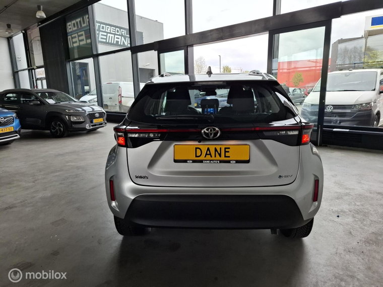 Vehicle Image 7